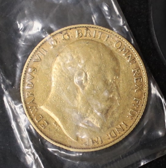 A Jamaica 1972 10th anniversary of independence proof gold $20, an Edward VII gold half sovereign 1903 and a China gold 5 yuan 1997